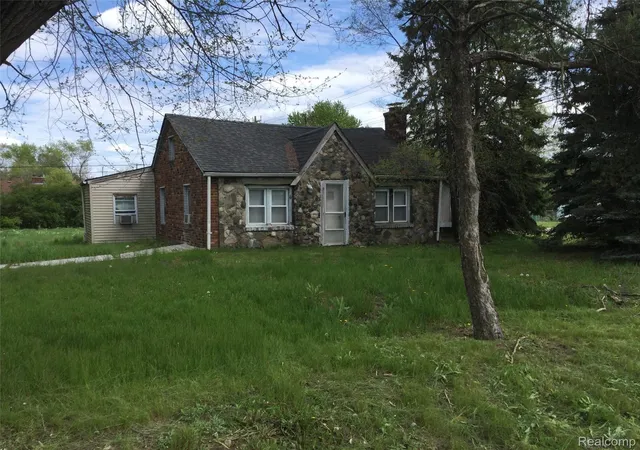 Photo 1 of Single family home for sale at 47710 Greenview Rd, Shelby Township, MI 48317 | MLS# 20261087136 | Listing updated on 2026-10-29