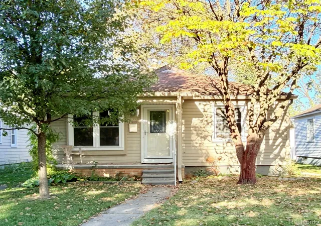 Photo 1 of Single family home for sale at 23030 Cleveland St, Dearborn, MI 48124 | MLS# 20261087187 | Listing updated on 2026-10-29