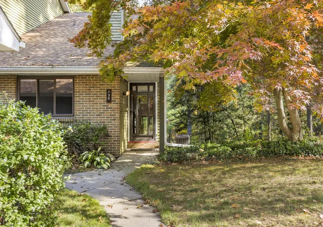 Condo for sale at 730 Charlemagne Blvd, Battle Creek, MI 49017 | MLS# 64026057275 | Listing updated on 2026-10-28