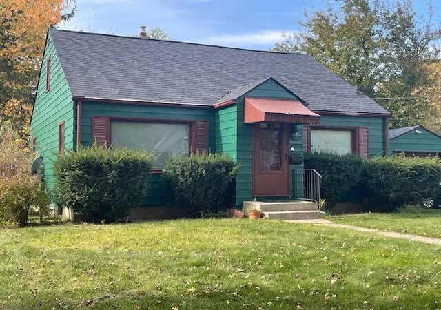 Single family home for sale at 933 Southworth Ter, Kalamazoo, MI 49048 | MLS# 66026057291