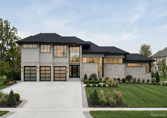 Photo 1 of Single family home for sale at 1733 Morningside Way, Bloomfield Hills, MI 48302 | MLS# 20261087296 | Listing updated on 2026-10-29
