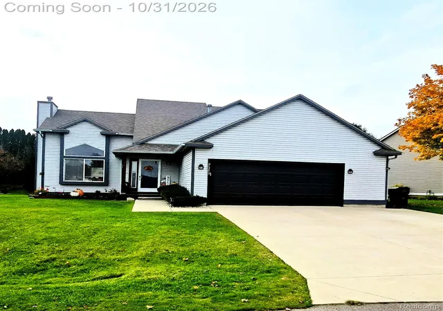 Photo 1 of Single family home for sale at 1293 Pin Oak Blf, Howell, MI 48843 | MLS# 20261087339 | Listing updated on 2026-10-31