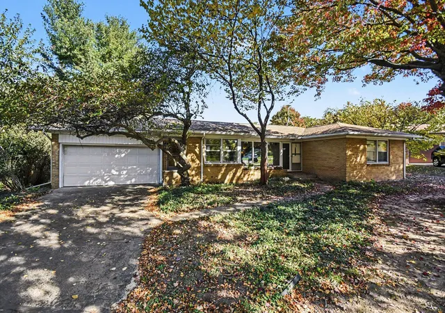 Single family home for sale at 5766 Ellora Ct SE, Grand Rapids, MI 49508 | MLS# 65026057342