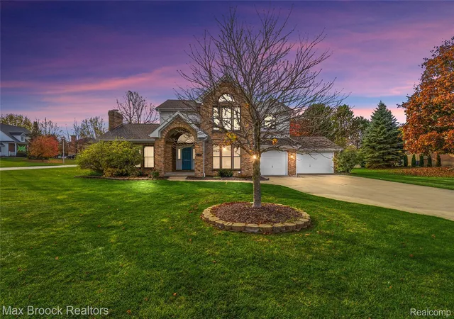 Photo 1 of Single family home for sale at 5498 Green Bank Dr, Grand Blanc, MI 48439 | MLS# 20261087371 | Listing updated on 2026-10-29
