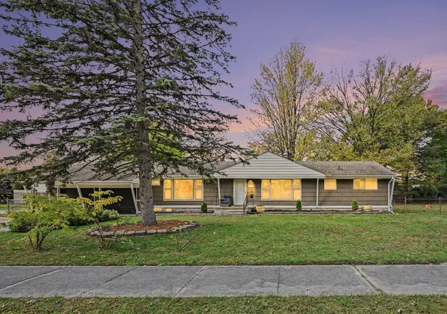 Single family home for sale at 18913 Myron St, Livonia, MI 48152 | MLS# 81026057344