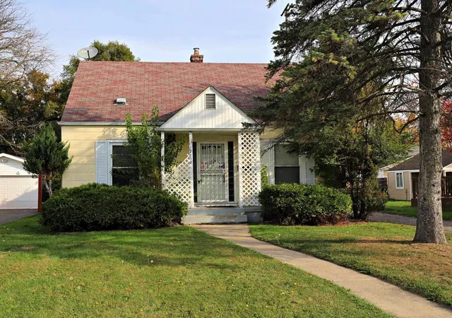 Single family home for sale at 2832 Clement St, Flint, MI 48504 | MLS# 5050226210