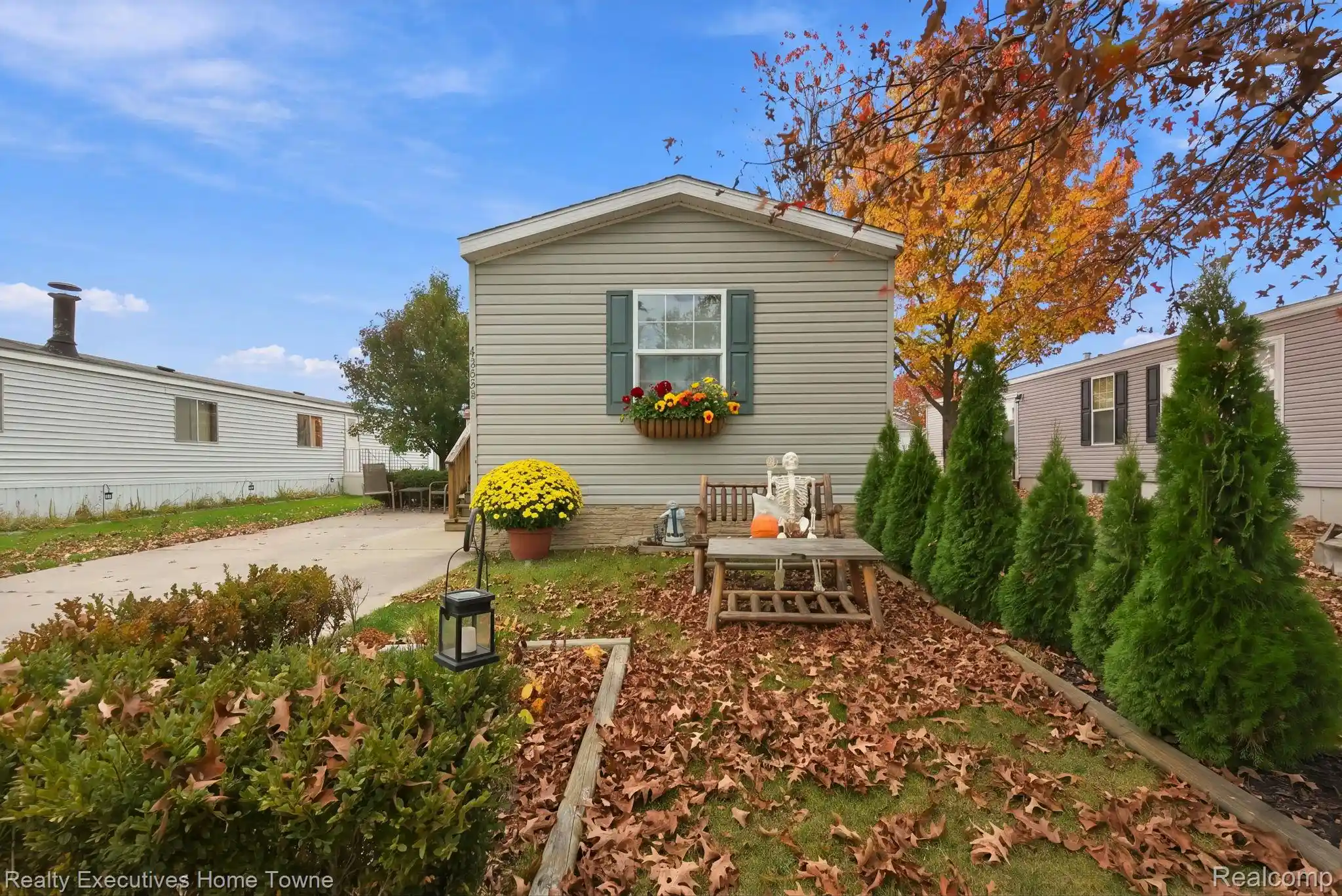 Single family home for sale at 49694 Derbyshire Ct, ShelbyCharterTownship_Macomb, MI 48315 | MLS# 20261087407