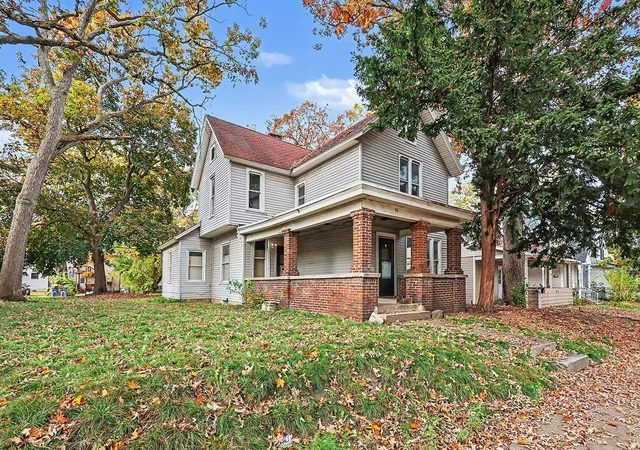 Photo 1 of Single family home for sale at 41 Sw Gold Ave, Grand Rapids, MI 49504 | MLS# 71026057370 | Listing updated on 2026-10-28