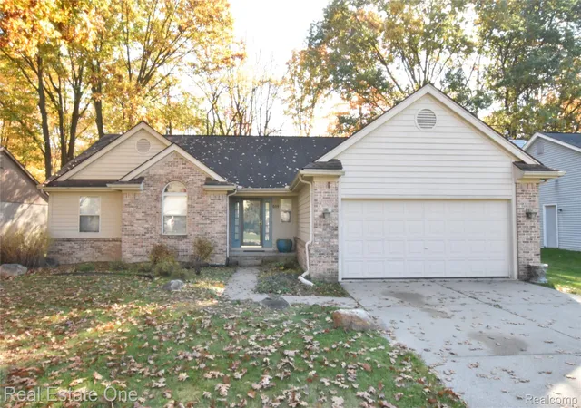 Photo 1 of Single family home for sale at 519 River Ridge Dr, Waterford, MI 48327 | MLS# 20261087423 | Listing updated on 2026-10-29