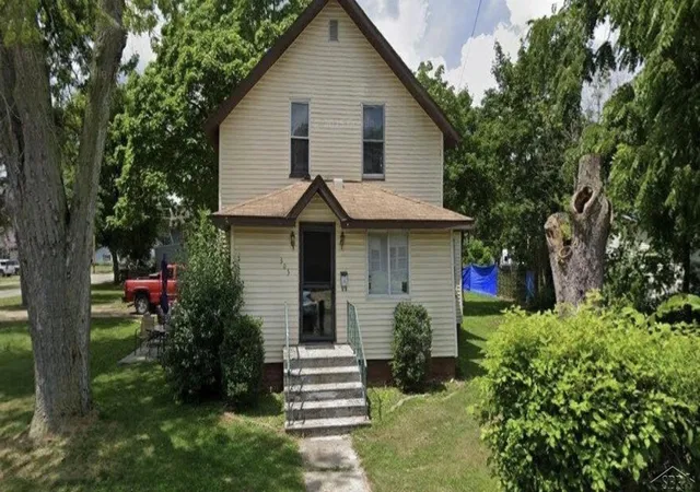 Single family home for sale at 303 Republic Ave, Alma, MI 48801 | MLS# 61050226222