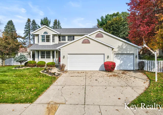 Photo 1 of Single family home for sale at 6018 Meadowlark St Ne, Rockford, MI 49341 | MLS# 65026057395 | Listing updated on 2026-10-30