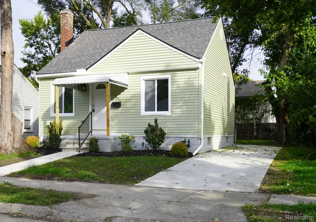 Single family home for sale at 569 E Coy Ave, Hazel Park, MI 48030 | MLS# 20261087452
