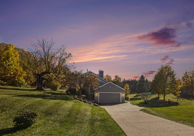 Photo 1 of Single family home for sale at 1910 Black Bark Ln, Traverse City, MI 49696 | MLS# 78080074947 | Listing updated on 2026-10-29