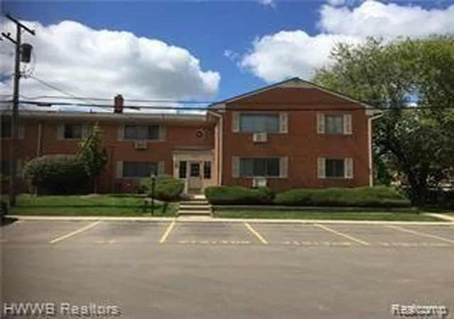 Photo 1 of Condo for sale at 805 Plate St #210, Rochester, MI 48307 | MLS# 20261087490 | Listing updated on 2026-10-30