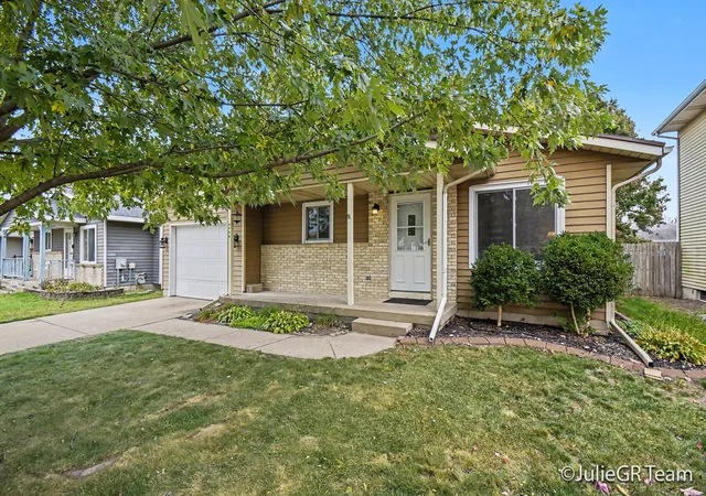 Single family home for sale at 4690 Millhaven Dr SE, Grand Rapids, MI 49548 | MLS# 65026057442