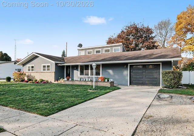 Photo 1 of Single family home for sale at 409 Chestnut St, Flushing, MI 48433 | MLS# 20261087493 | Listing updated on 2026-10-30