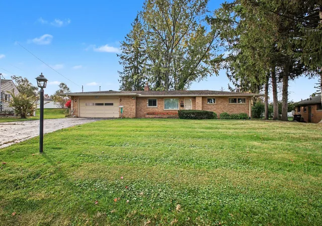 Single family home for sale at 1052 Westfield Dr, Jackson, MI 49203 | MLS# 55026057448