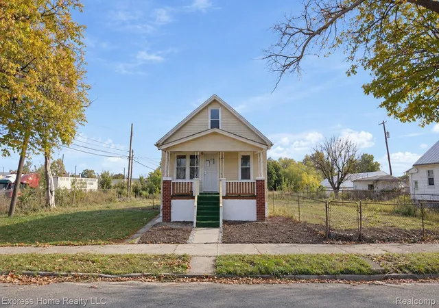 Photo 1 of Single family home for sale at 2748 Burnside St, Hamtramck, MI 48212 | MLS# 20261087523 | Listing updated on 2026-10-29