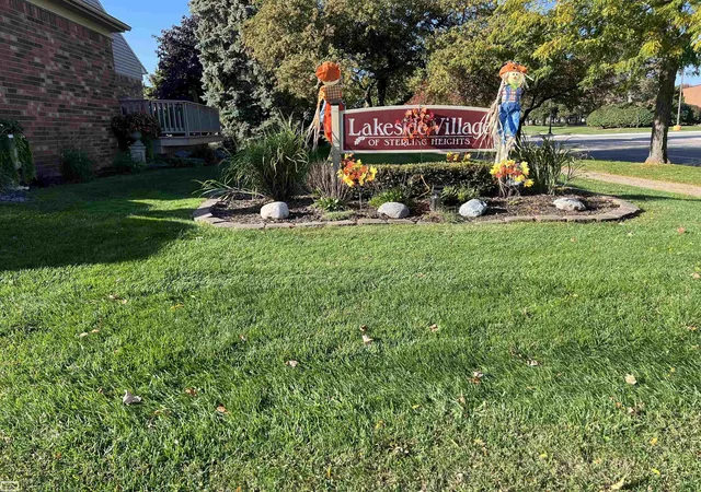 Condo for sale at 43642 Lakeview Blvd, Sterling Heights, MI 48313 | MLS# 58050226268
