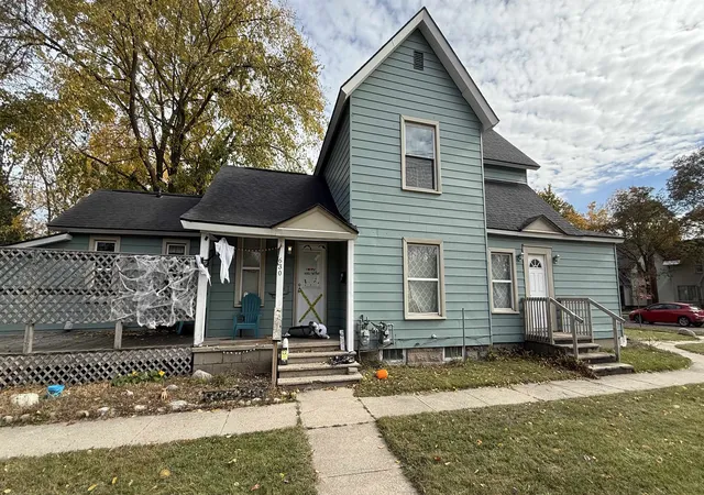 Photo 1 of Multi family home for sale at 630 W 8th Street, Traverse City, MI 49684 | MLS# 78080074959 | Listing updated on 2026-10-29