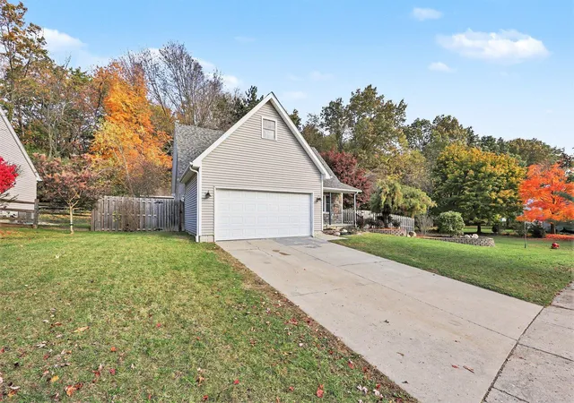 Photo 1 of Single family home for sale at 511 W Caneel Dr, Tecumseh, MI 49286 | MLS# 81026057479 | Listing updated on 2026-10-29