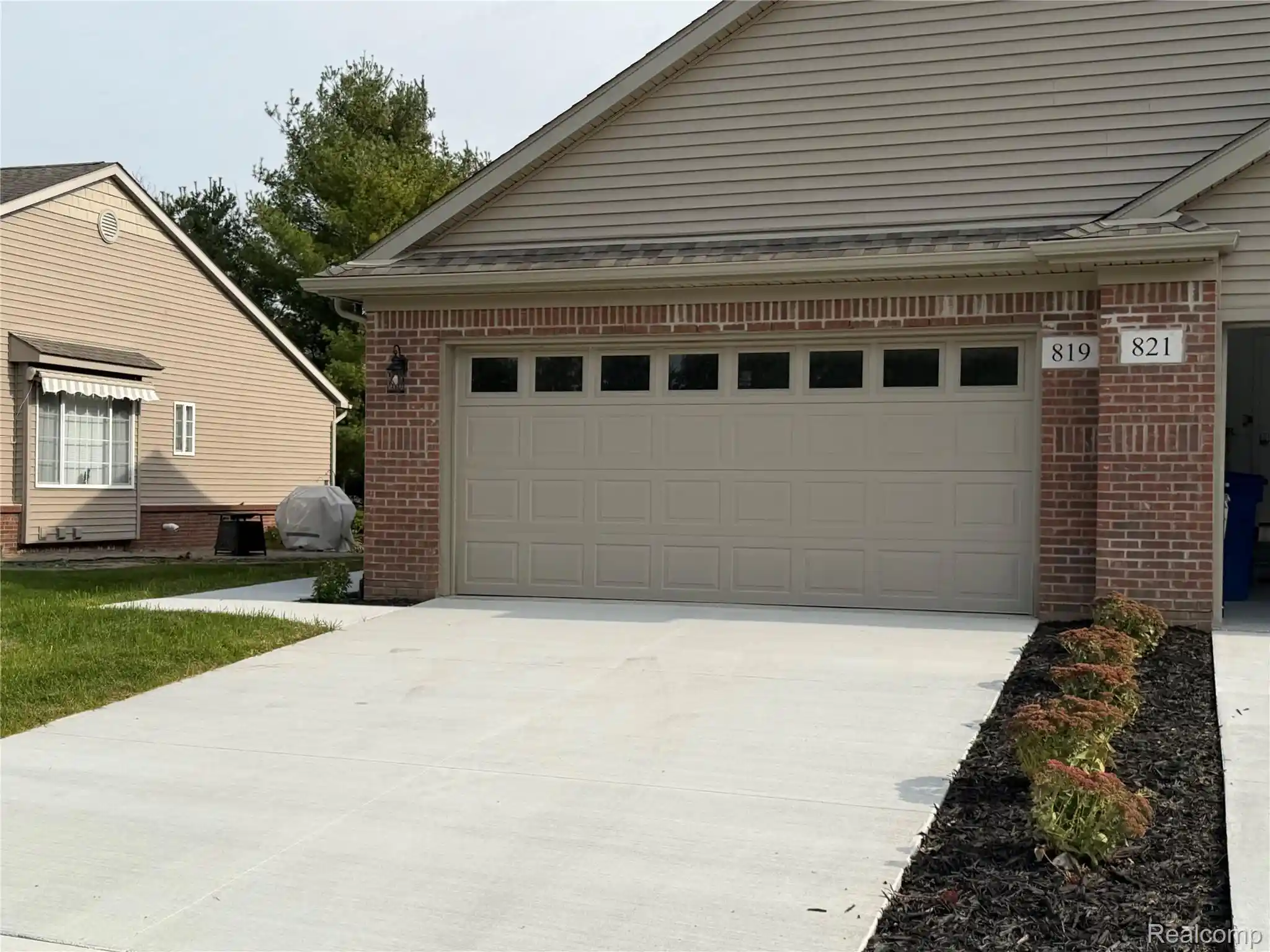 Photo 1 of Condo for sale at 819 Chelsea Ridge Ct, Howell, MI 48843 | MLS# 20261087570 | Listing updated on 2026-10-30