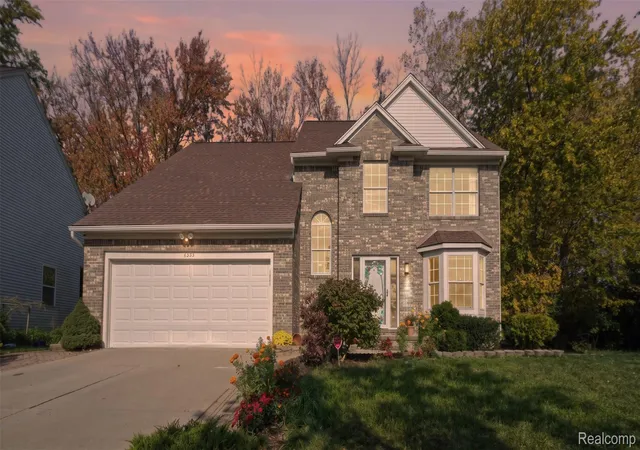 Single family home for sale at 2433 Cedar Knoll Dr, Troy, MI 48083 | MLS# 20261087588