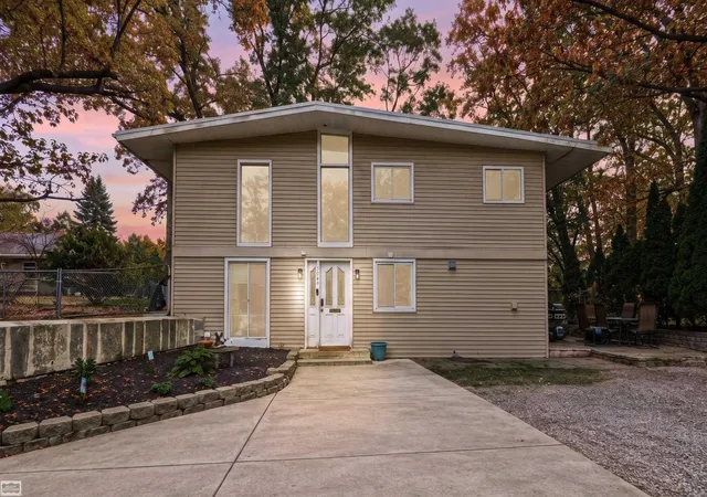 Photo 1 of Single family home for sale at 5049 W Harvard Ave, Clarkston, MI 48348 | MLS# 58050226279 | Listing updated on 2026-10-29