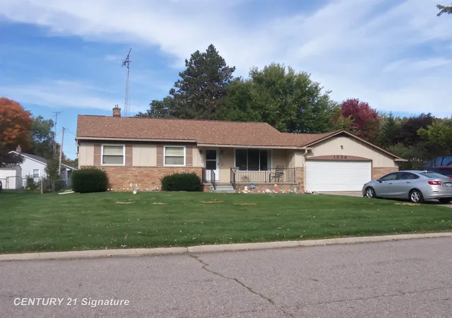 Photo 1 of Single family home for sale at 1336 Peachwood Dr, Flint, MI 48507 | MLS# 5050226287 | Listing updated on 2026-10-29