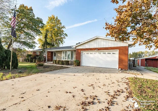 Photo 1 of Single family home for sale at 8304 Ida Ctr Rd, Ida, MI 48140 | MLS# 57050226289 | Listing updated on 2026-10-29