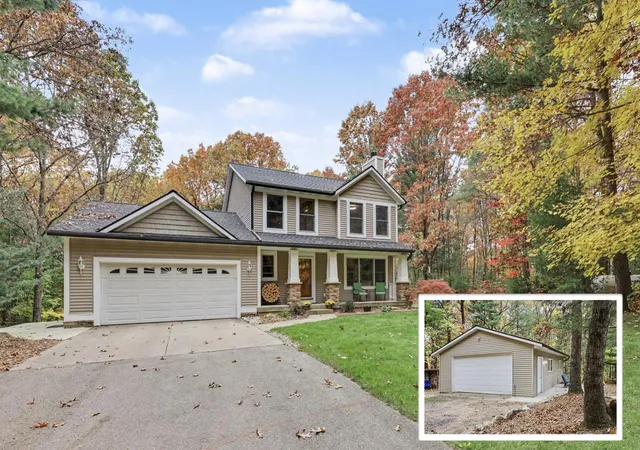 Single family home for sale at 8015 Courtland Dr NE, Rockford, MI 49341 | MLS# 65026057588