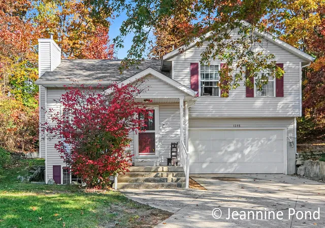 Photo 1 of Single family home for sale at 1385 Scott Crk Dr Ne, Belmont, MI 49306 | MLS# 65026057586 | Listing updated on 2026-10-29