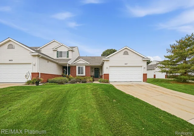 Photo 1 of Condo for sale at 1027 Spirea Dr, Howell, MI 48843 | MLS# 20261087730 | Listing updated on 2026-10-30