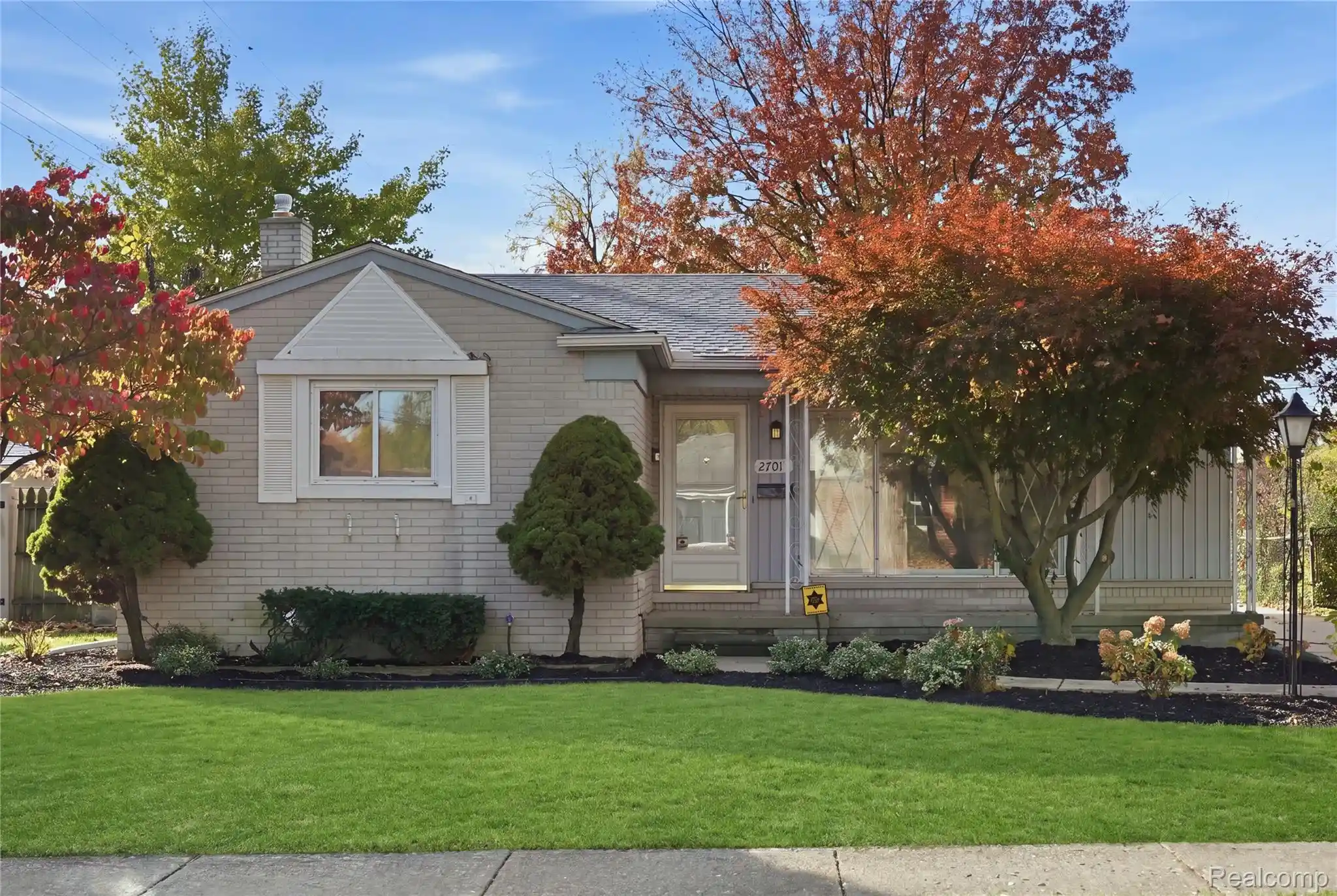 Photo 1 of Single family home for sale at 27011 Kennedy St, Dearborn Heights, MI 48127 | MLS# 20261087761 | Listing updated on 2026-10-30