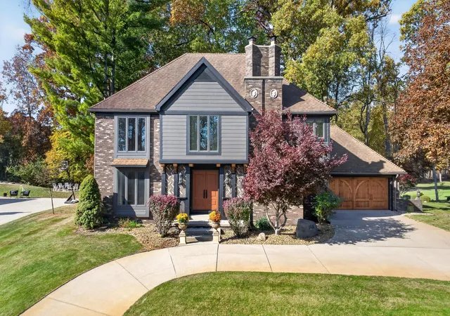 Single family home for sale at 1826 Lochmoor Blvd, Jackson, MI 49201 | MLS# 55026057632