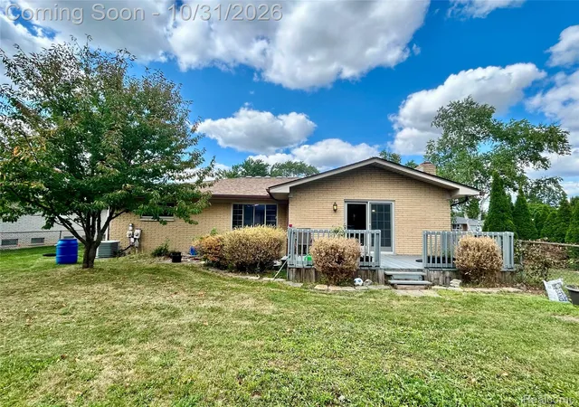 Photo 1 of Single family home for sale at 4146 Connie Dr, Sterling Heights, MI 48310 | MLS# 20261087790 | Listing updated on 2026-10-31
