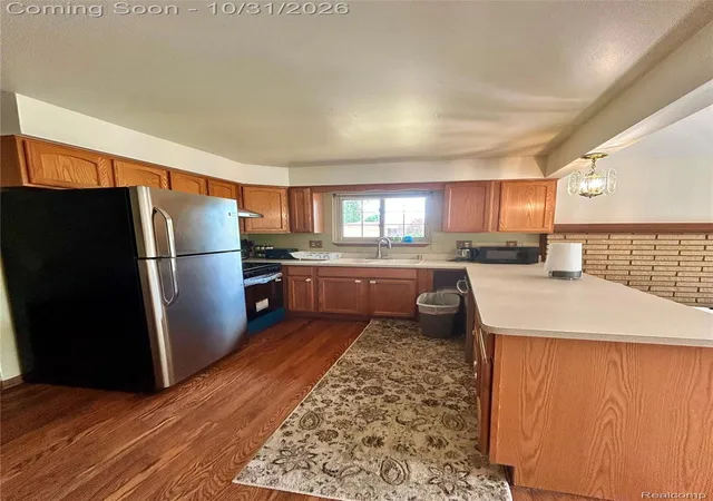 Photo 3 of Single family home for sale at 4146 Connie Dr, Sterling Heights, MI 48310 | MLS# 20261087790 | Listing updated on 2026-10-31