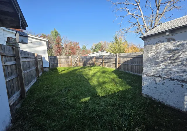 Photo 4 of Single family home for sale at 2131 W Ogilvie Ave, Baldwin, MI 49304 | MLS# 67026057654 | Listing updated on 2026-10-30