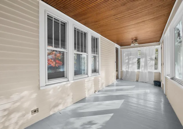 Photo 3 of Single family home for sale at 416 Edgemoor Ave, Kalamazoo City Kalamazoo, MI 49001 | MLS# 66026057664 | Listing updated on 2026-10-30