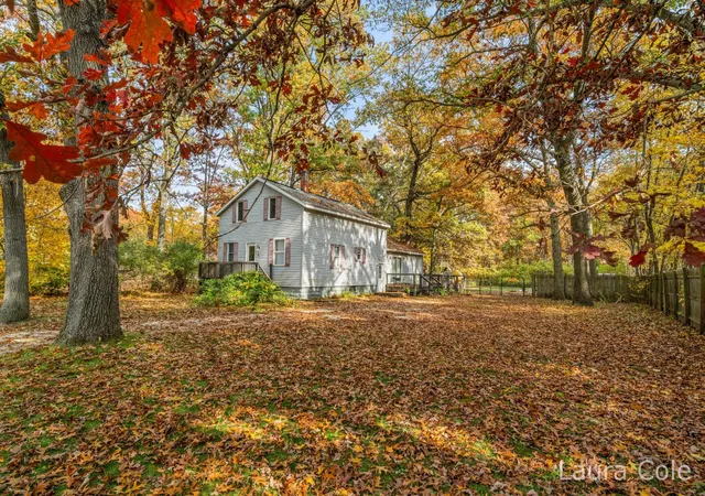 Photo 3 of Single family home for sale at 88 N Dangl Rd, Muskegon, MI 49442 | MLS# 65026057665 | Listing updated on 2026-10-30