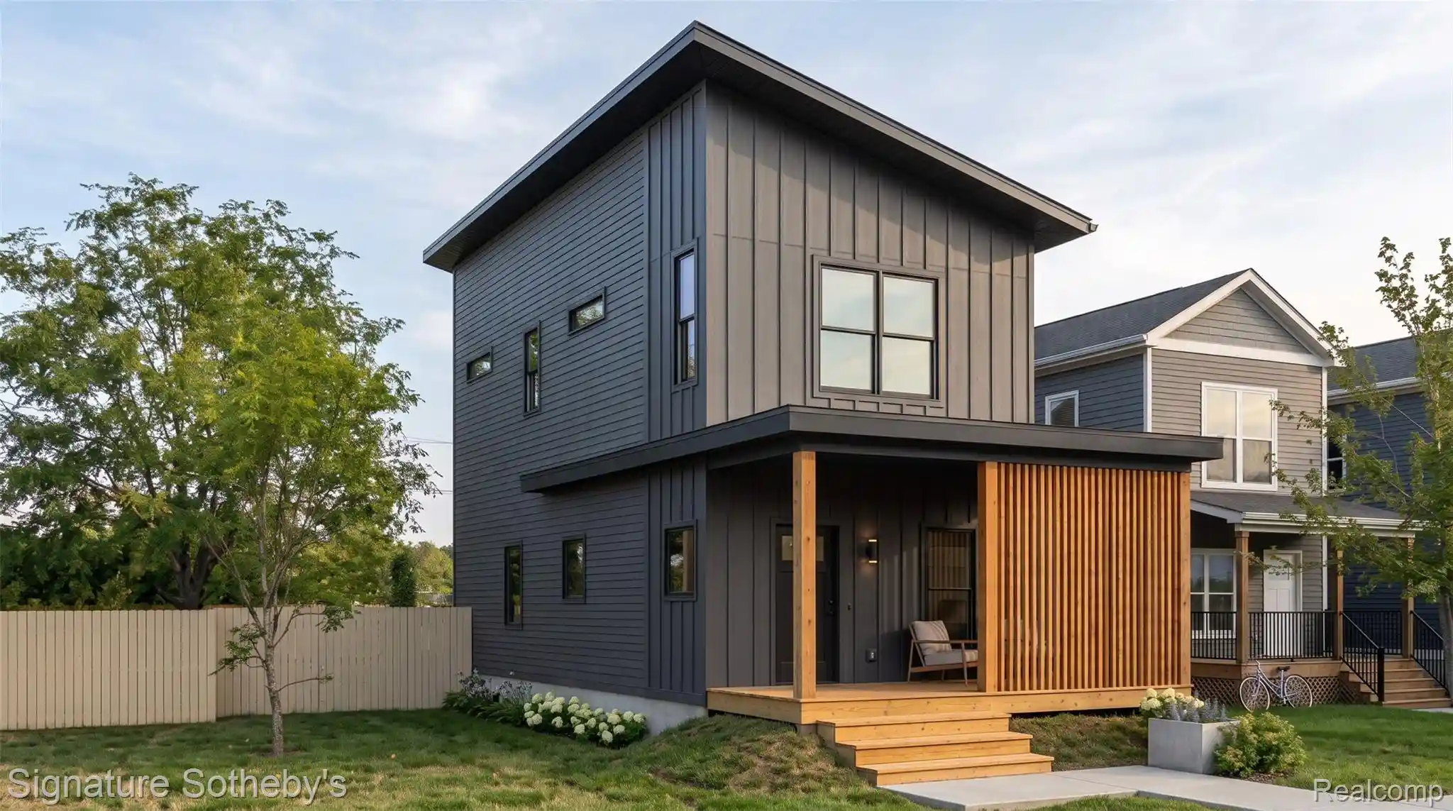 Photo 1 of Single family home for sale at 2516 Townsend, Detroit, MI 48214 | MLS# 20261087839 | Listing updated on 2026-10-30