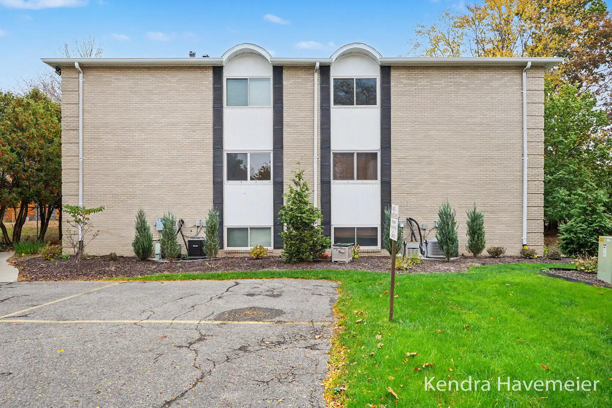 Condo for sale at 2759 Leonard St NW #D-6, Grand Rapids, MI 49504 | MLS# 65026057690