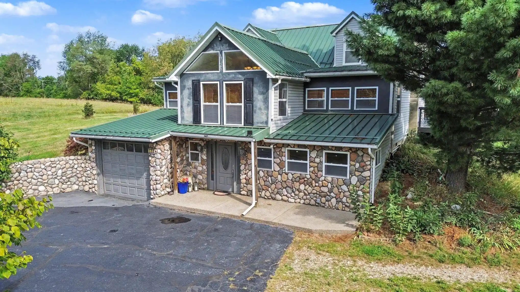 Photo 1 of Single family home for sale at 123 S Freer Rd, Lima Township Washtenaw, MI 48118 | MLS# 81026057695 | Listing updated on 2026-10-30