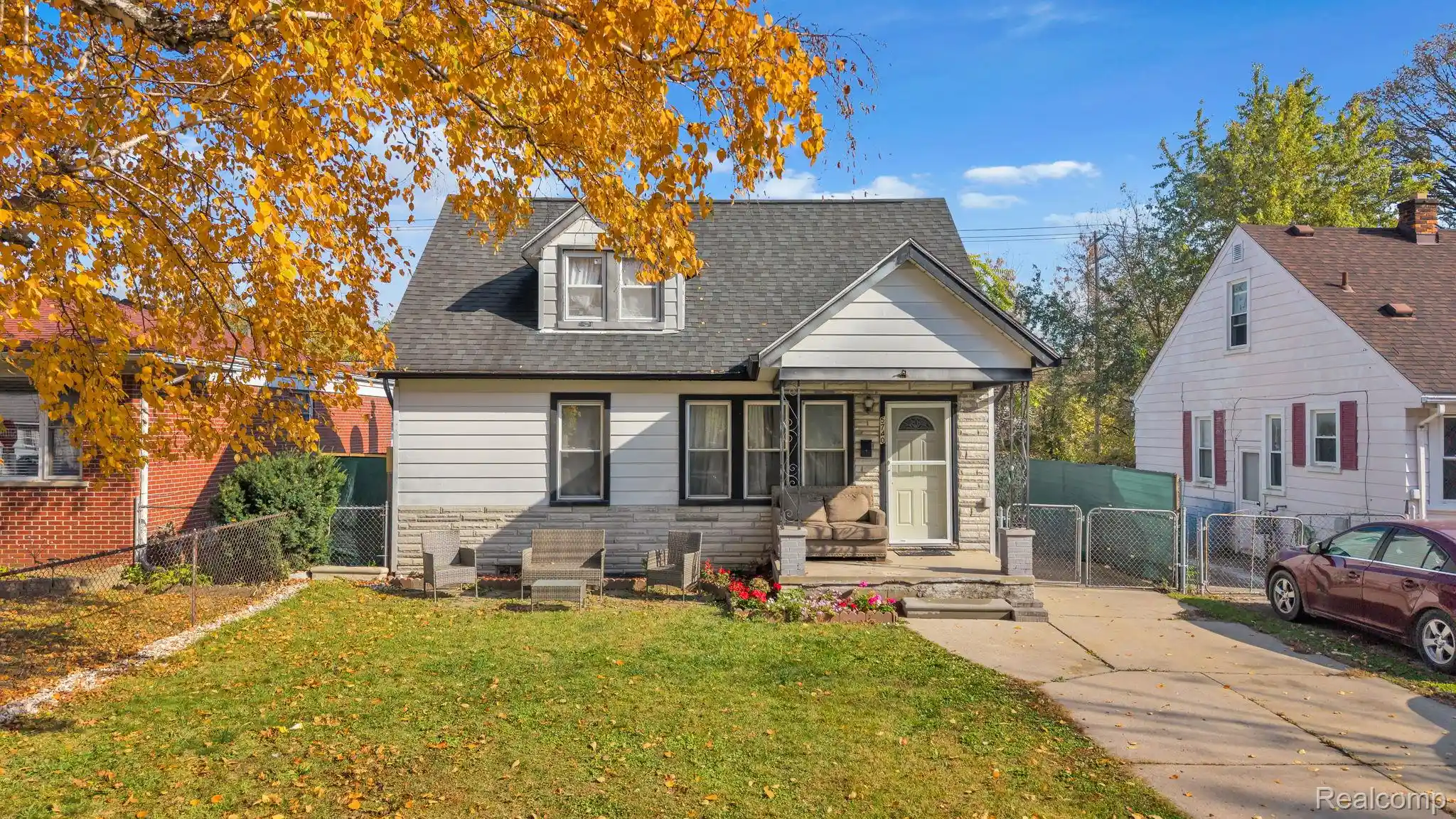 Photo 1 of Single family home for sale at 5740 Fenton St, Dearborn Heights City Wayne, MI 48127 | MLS# 20261087867 | Listing updated on 2026-10-30