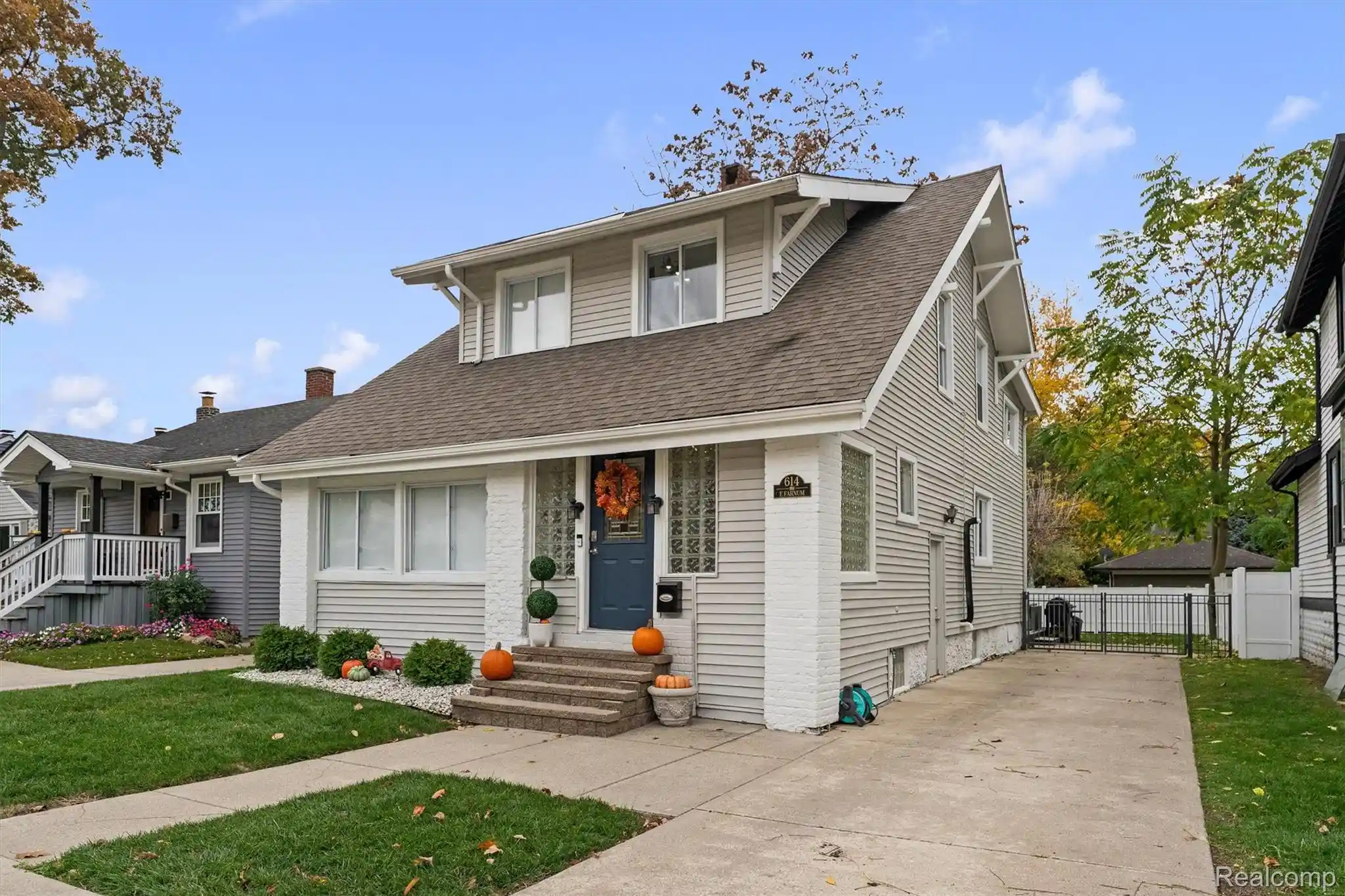 Single family home for sale at 614 E Farnum Ave, RoyalOakCity_Oakland, MI 48067 | MLS# 20261087868