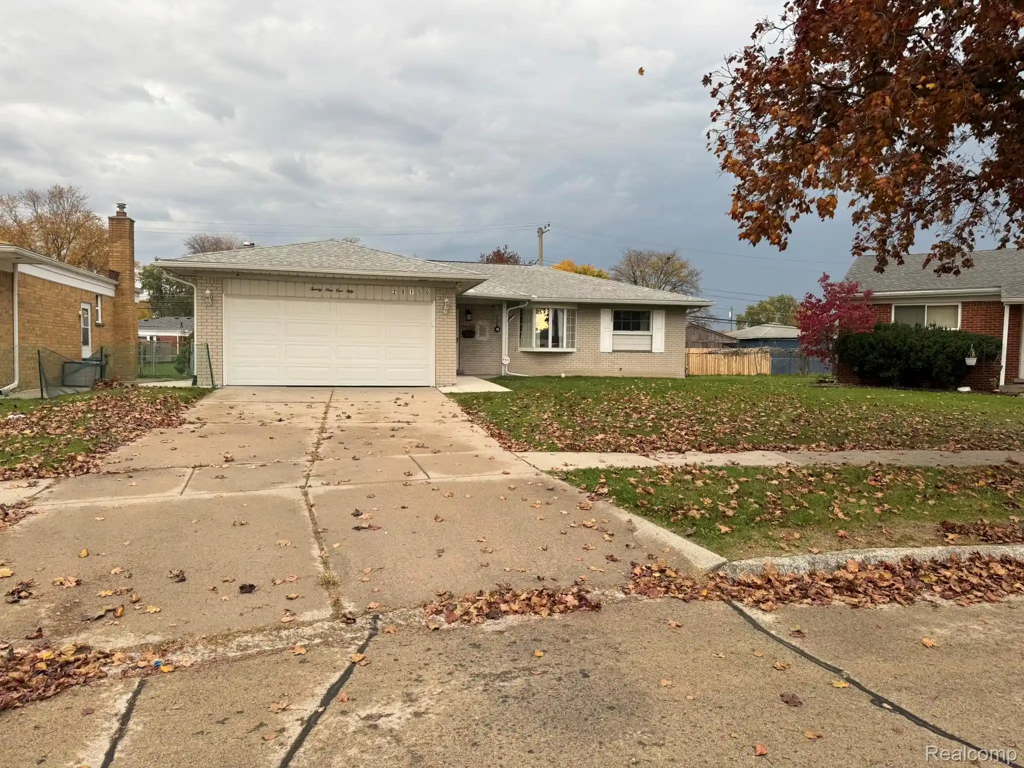 Photo 1 of Single family home for sale at 29150 Apolonia Dr, Warren City Macomb, MI 48092 | MLS# 20261087884 | Listing updated on 2026-10-30