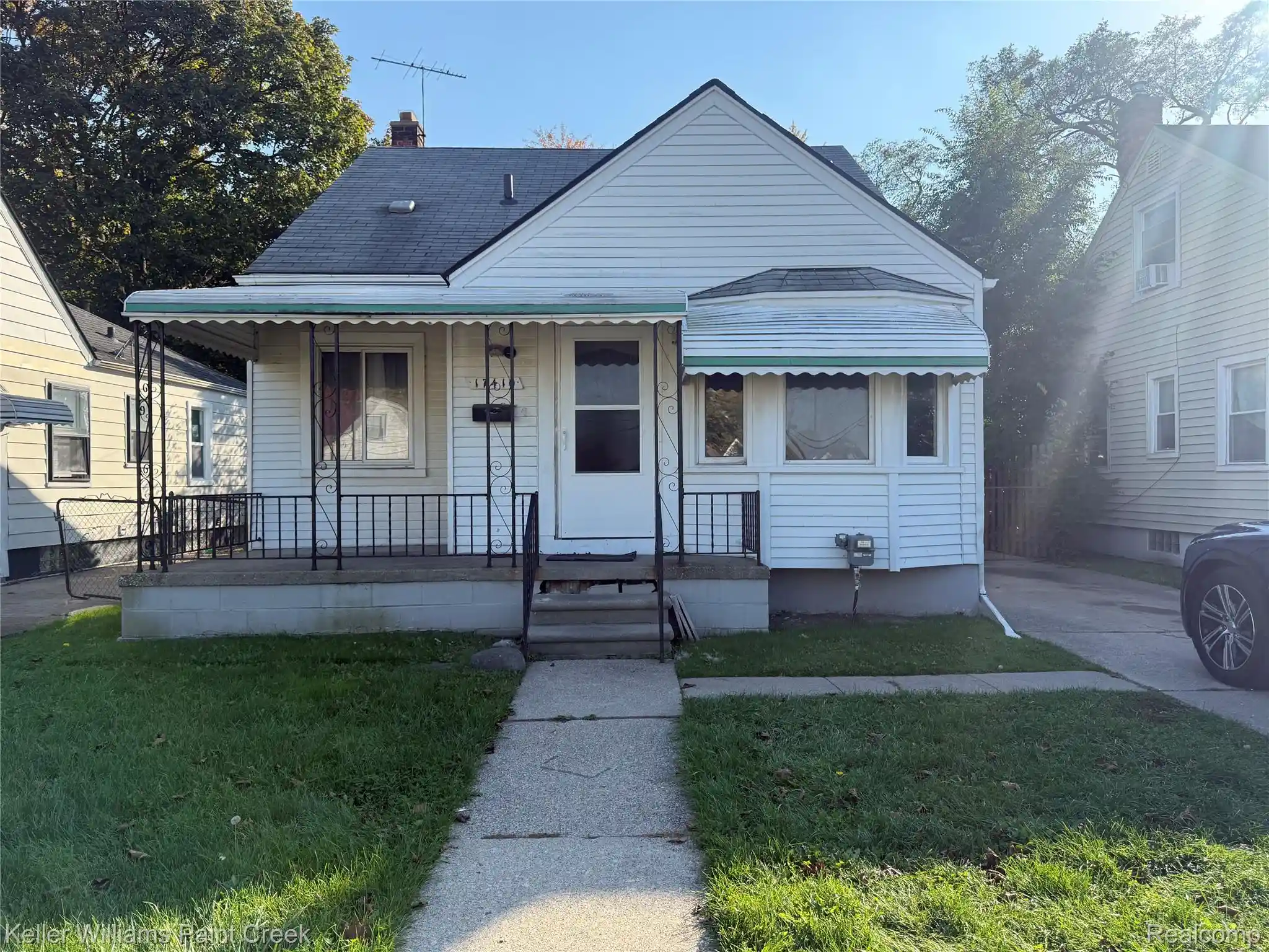 Photo 1 of Single family home for sale at 17410 Toepfer Dr, Eastpointe, MI 48021 | MLS# 20261087903 | Listing updated on 2026-10-30