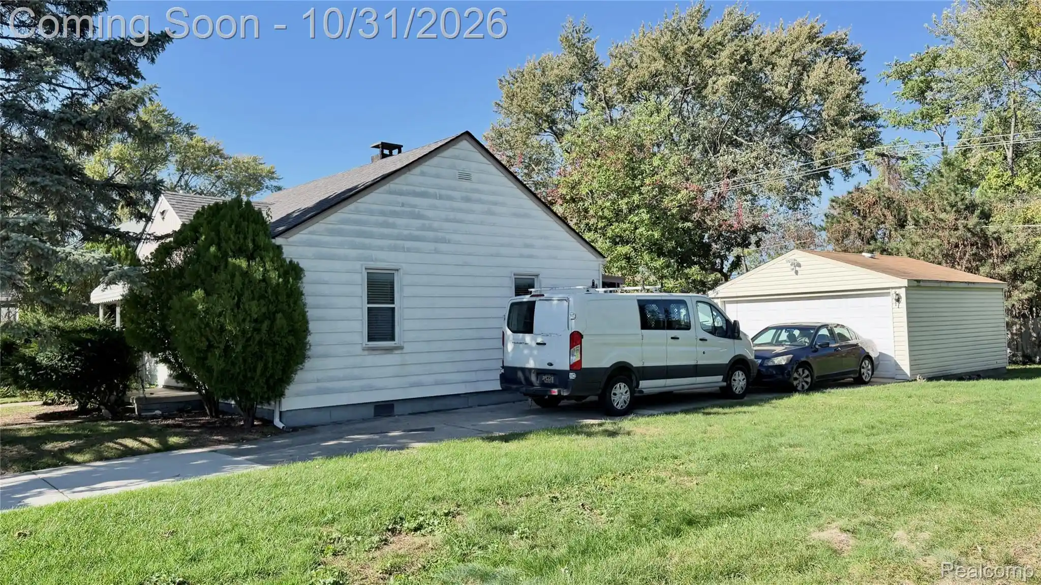 Photo 1 of Single family home for sale at 8225 Chapp Ave, Warren City Macomb, MI 48089 | MLS# 20261087940 | Listing updated on 2026-10-31