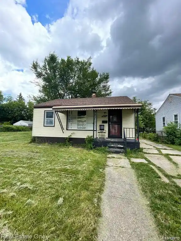 Photo 1 of Sale Pending at 6046 Greenview Ave E, Detroit, MI 48228 | MLS# 20261087969 | Listing updated on 2026-10-30