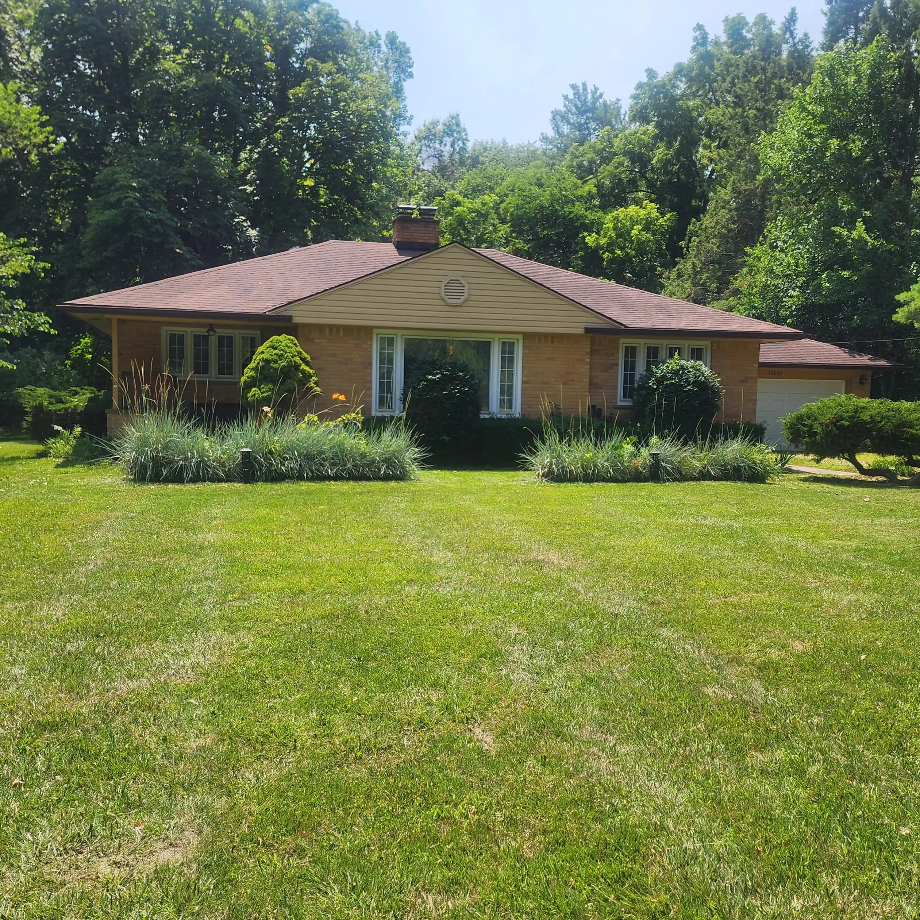 Photo 1 of Single family home for sale at 18830 Hannan Rd, New Boston, MI 48164 | MLS# 81026057787 | Listing updated on 2026-10-30